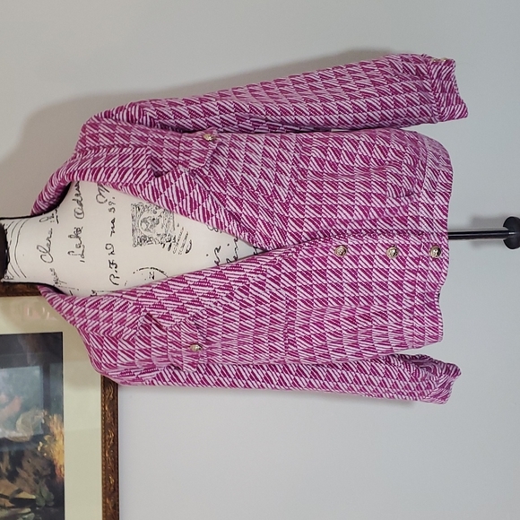 Chaucia Boutique Jackets & Blazers - Pink and white bomber style jacket